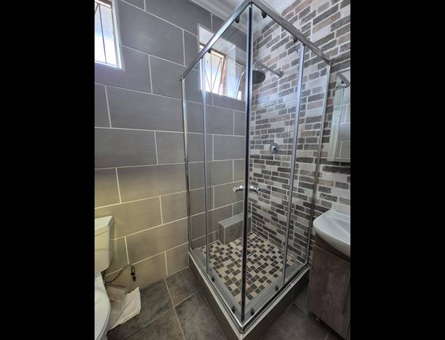2 BEDROOM TOWNHOUSE FOR SALE IN THREE RIVERS